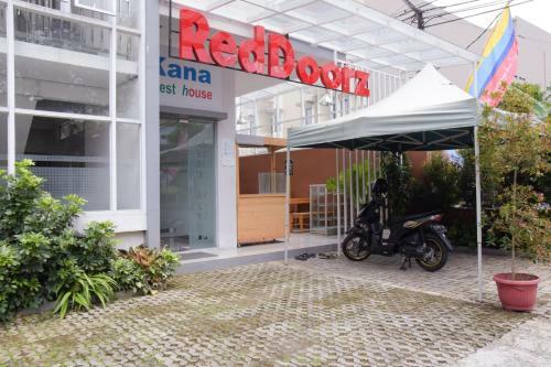 Hostal Reddoorz Near Gor Satria Purwokerto