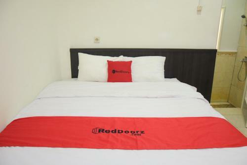 Hostal Reddoorz Near Gor Satria Purwokerto