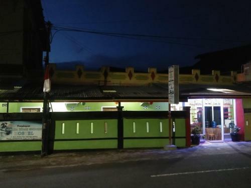 Hostal Reddoorz Syariah Near Paradiso Beach Sabang