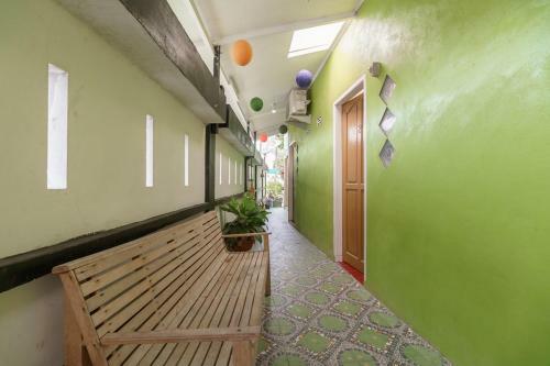 Hostal Reddoorz Syariah Near Paradiso Beach Sabang