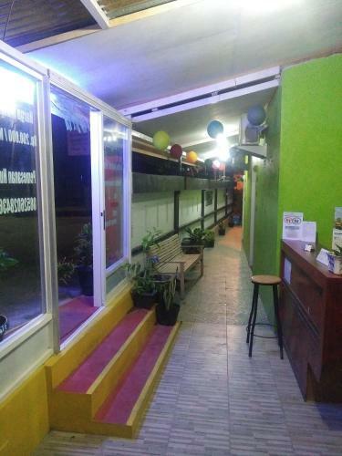 Hostal Reddoorz Syariah Near Paradiso Beach Sabang