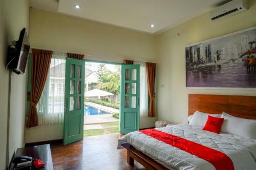 Hostal Reddoorz Plus Near Unsoed Purwokerto