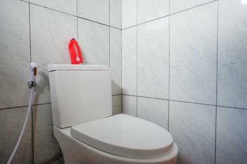 Hostal Reddoorz Plus Near Unsoed Purwokerto