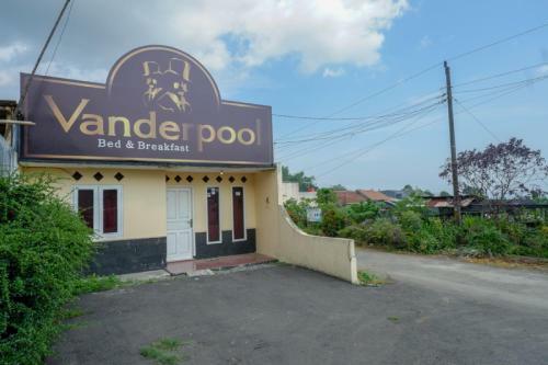 Hostal Reddoorz Plus Near Unsoed Purwokerto