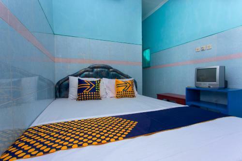 Spot On 2871 Hotel Budi