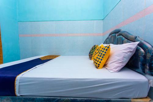Spot On 2871 Hotel Budi