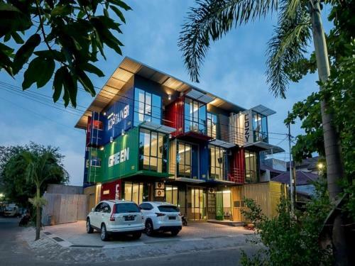 Hostal Reddoorz Near Taman Rejomulyo