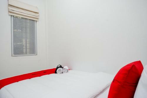 Hostal Reddoorz Hostel Near Kota Lama Semarang