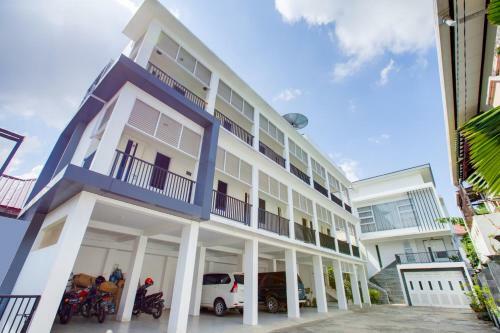 Hotel Oyo 3279 Joy Residence