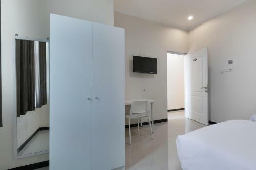 Hotel Oyo 3930 Griya Loka Syariah