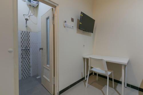 Hotel Oyo 3930 Griya Loka Syariah