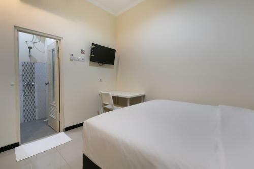 Hotel Oyo 3930 Griya Loka Syariah
