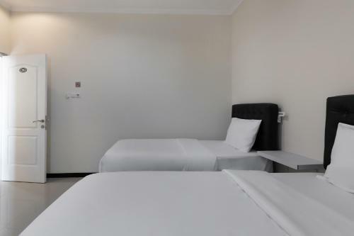 Hotel Oyo 3930 Griya Loka Syariah