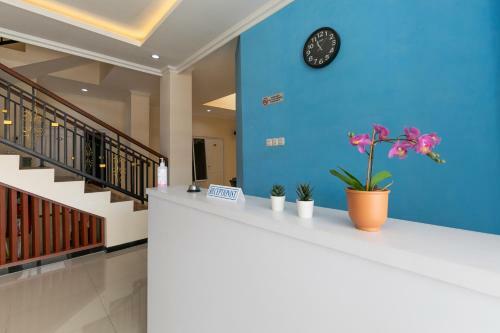 Hotel Oyo 3930 Griya Loka Syariah