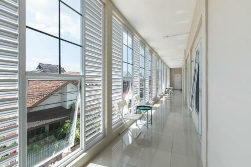 Hotel Oyo 3930 Griya Loka Syariah