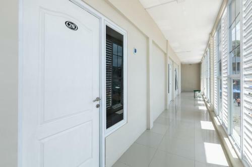 Hotel Oyo 3930 Griya Loka Syariah