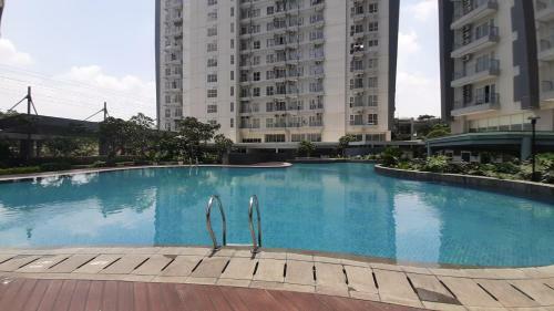 Premium Relaxing 2br At Casa de Parco Apartment By Travelio