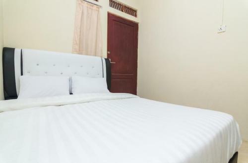 Hostal Faris Home Stay Batam Center
