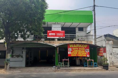 Hotel Spot On 90098 Anak Mama Guesthouse