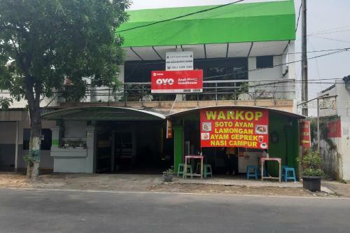 Hotel Spot On 90098 Anak Mama Guesthouse