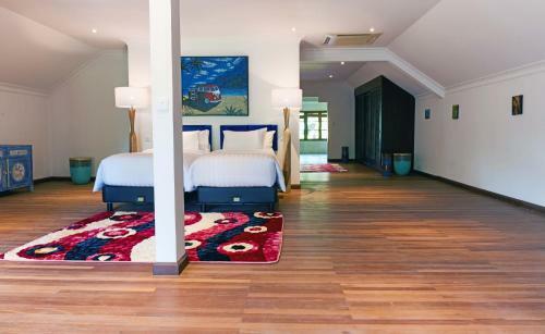 Blue Bamboo Villas