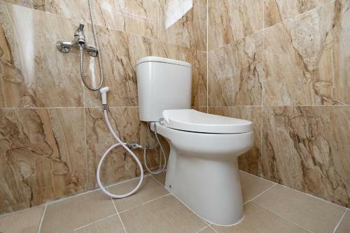 Hotel Oyo 1611 Four D'home
