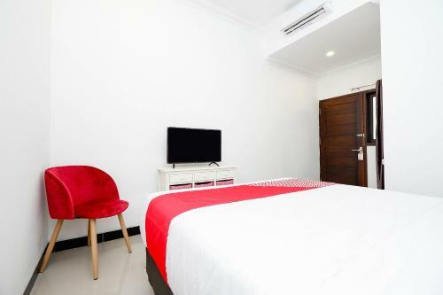 Hotel Oyo 1611 Four D'home