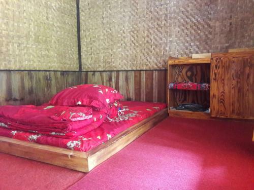 Hotel Oyo 2922 Wisma Kampoeng Ciherang Syariah