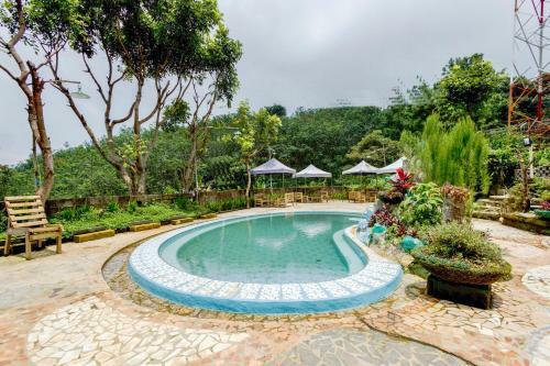 Hotel Oyo 3040 D'pineapple Villa