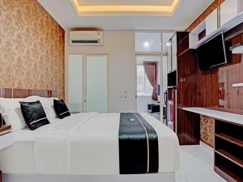 Hotel Oyo 90253 Dhelomi