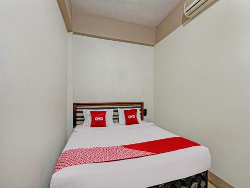 Oyo 3379 Hotel Khatulistiwa