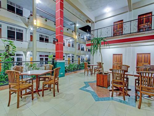 Oyo 3379 Hotel Khatulistiwa