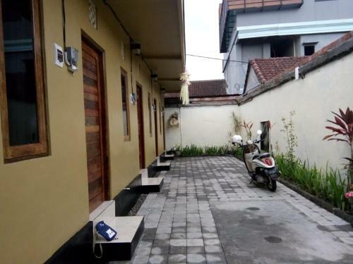 Hostal Homestay Alika