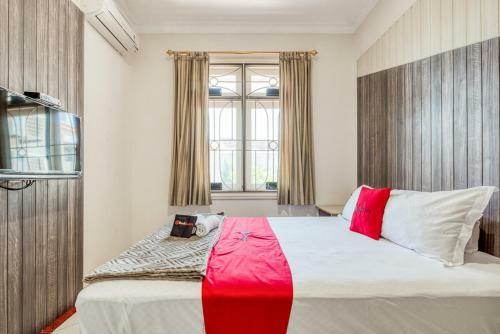 Hostal Reddoorz Near Untag Surabaya
