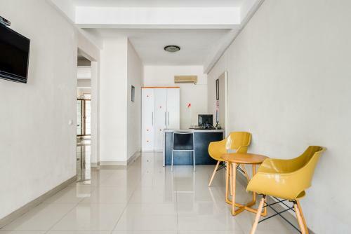 Hostal Reddoorz Near Untag Surabaya