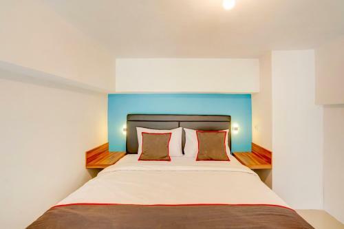 Hotel Collection O 30 Amega Crown Sub