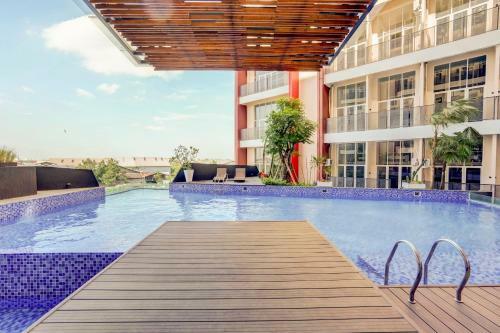 Hotel Collection O 30 Amega Crown Sub
