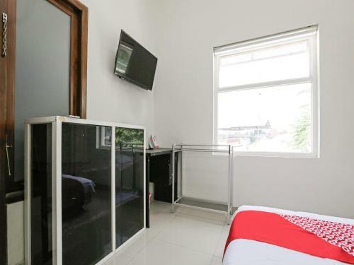 Hotel Oyo 3838 Tamansari Guest House