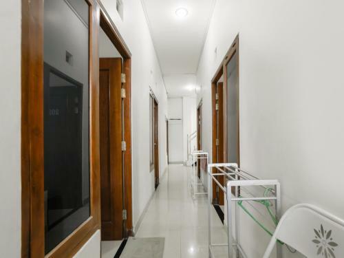 Hotel Oyo 3838 Tamansari Guest House