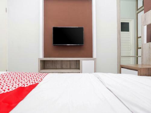 Hotel Oyo 747 Cipunegara Residence