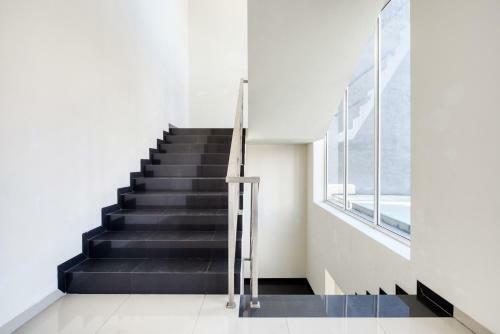 Hostal Reddoorz Near Ciputra World 3