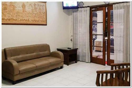 Hostal Koolkost @ Raya Manyar (minimum 6 Nights Stay)