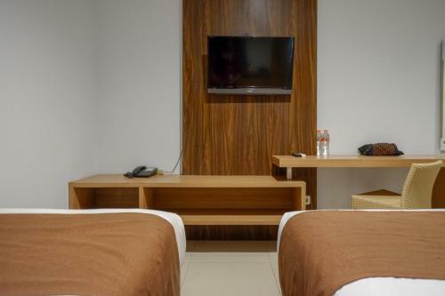 Dinasty Smart Hotel