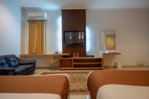 Dinasty Smart Hotel