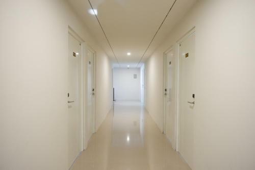 Hotel Reddoorz Plus Near Solo Baru