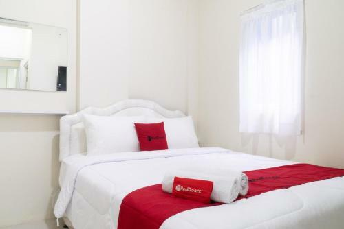 Hotel Reddoorz @ Garden Boulevard Citra Raya Tangerang
