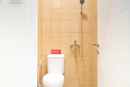 Hotel Reddoorz @ Garden Boulevard Citra Raya Tangerang