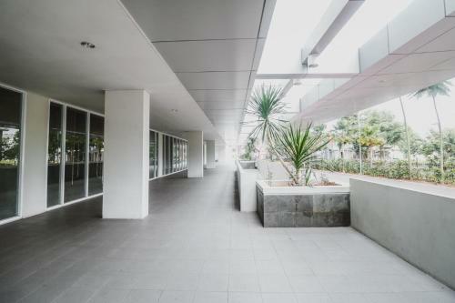 Reddoorz Apartment Near Summarecon Mall Serpong
