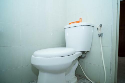 Hostal Koolkost Syariah Near Stasiun Rawa Buntu (Minimum Stay 6 Nights)