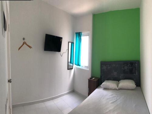 Koolkost @ Apartment Aeropolis (Minimum Stay 6 Nights)